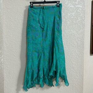 Skirt created from second hand care